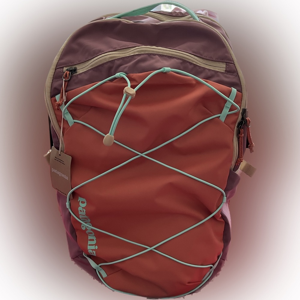 Patagonia Refugio Daypack 30L in Evening Mauve, New with Tag